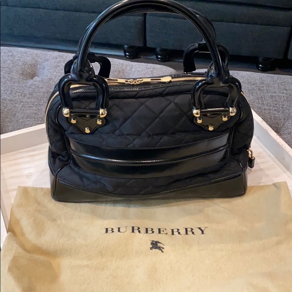 💯 Authentic Rare Burberry handle bag! - Picture 2 of 8